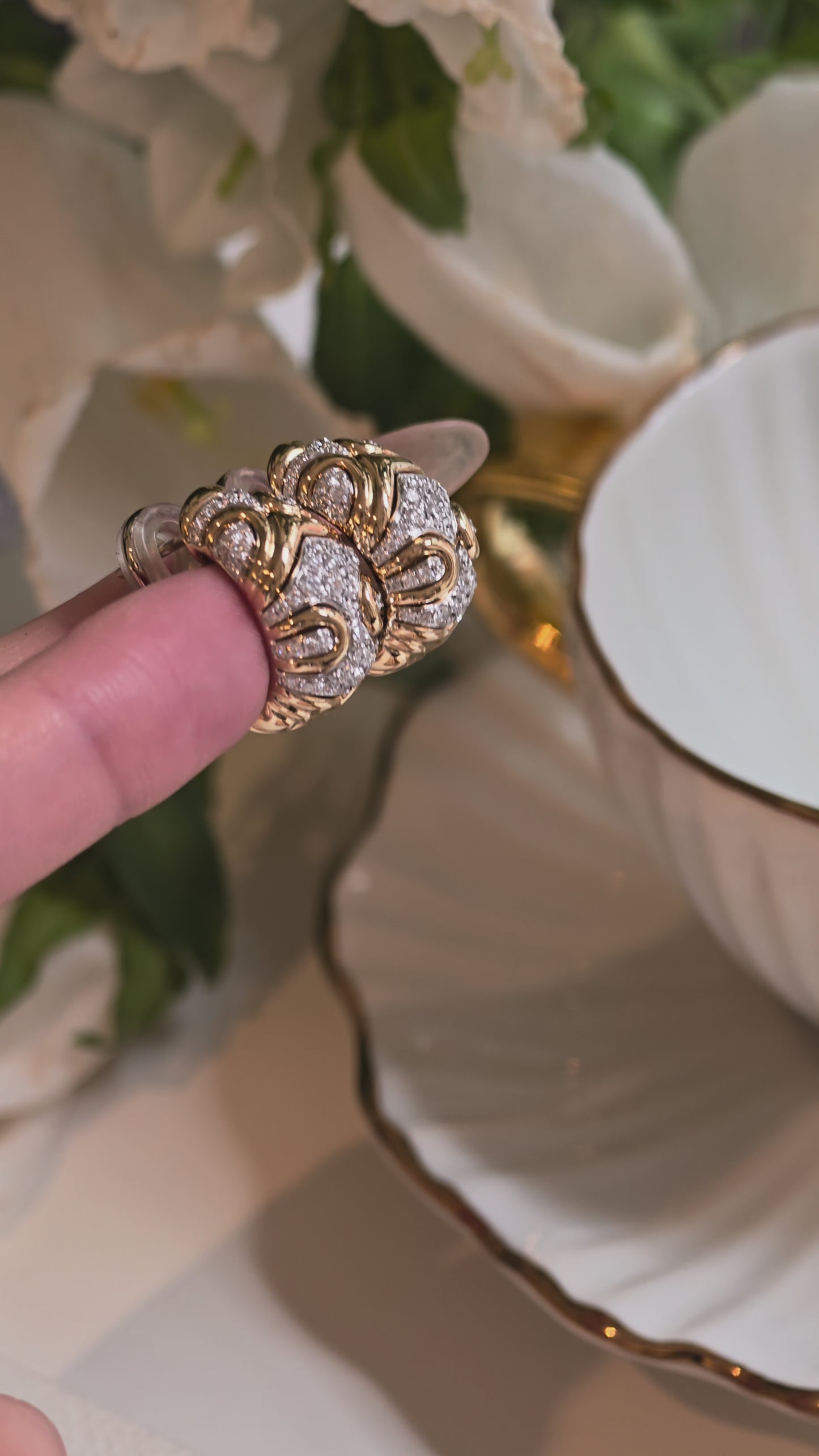 Sculpted Natural Diamond Pavé Earrings 18 Karat Yellow Gold